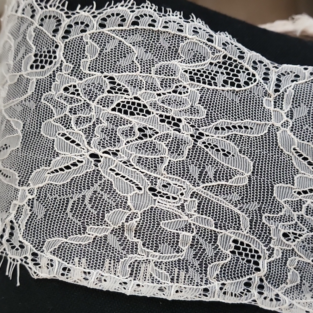 Dress - Picture 5 of 9